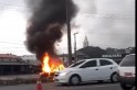 Vídeo - ​Incêndio proposital – Ao saber que seria apreendido homem atear fogo em veiculo