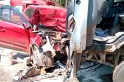 ​SC 157 - Colisão entre carro e caminhão deixa três feridos um em estado grave