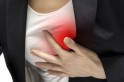 Quais são os sintomas de um problema cardíaco nas mulheres? 