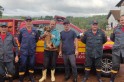 Cão vira-lata alerta bombeiros e homem perdido na mata é encontrado