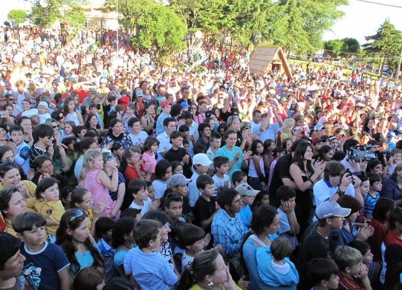 6.000 pessoas compareceram ao evendo