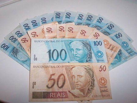 Menos dinheiro
