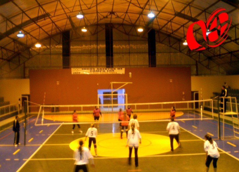Jogo de Voleibol Feminino entre Farmacia São Lucas x Confeções Iracema