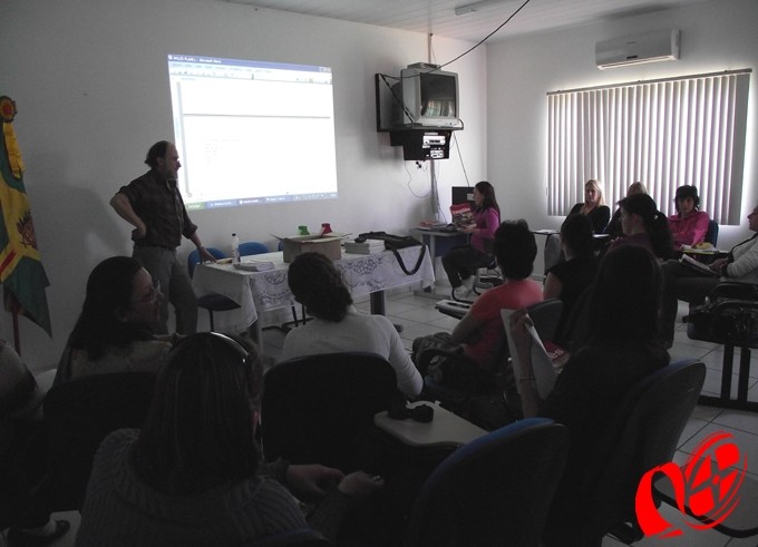 O encontro foi presidido pelo professor.