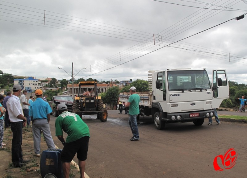 Diesel vazou do tanque e deixou pista perigosa