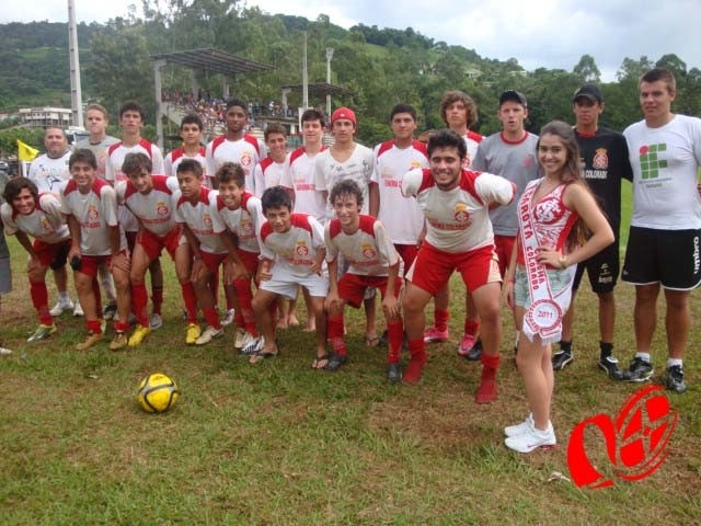 Equipe perdeu mas foi vitoriosa pela excelente participação.