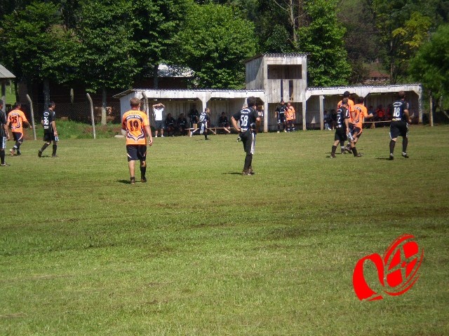 Equipe de Lajeado Antunes fez seu 1º jogo em casa e empatou. Foto: www.campoere_1.com