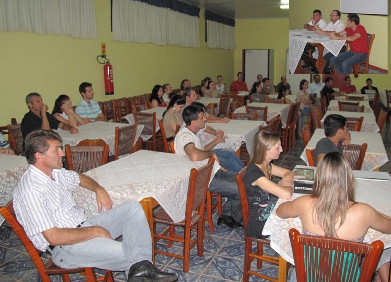 Assembleia reunião entidades. Foto: www.campoere_1.com