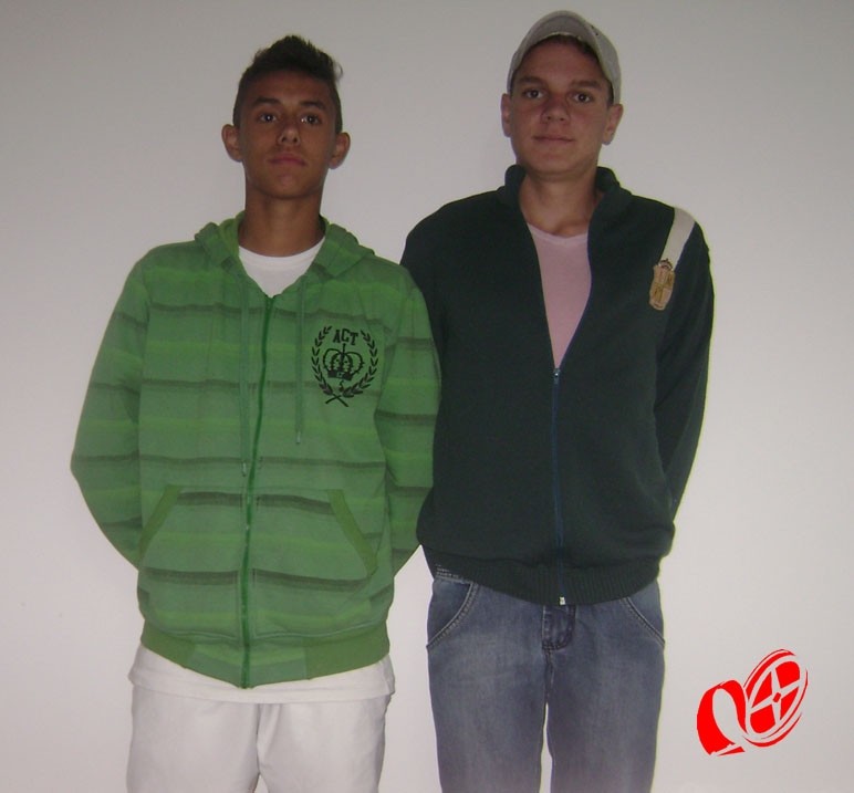 Mateus e Gustavo, de malas prontas para a Itália. Foto: www.campoere_1.com