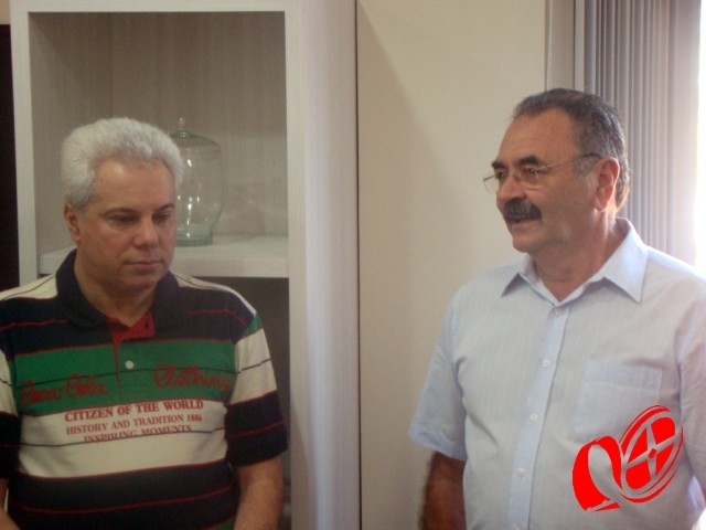 Troca de cargo aconteceu no gabinete do prefeito