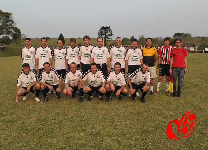 Clube Máster, sofre goleada.