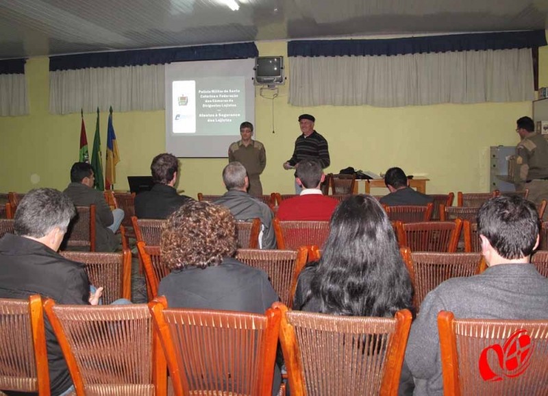 Poucos comerciantes participaram da palestra. Foto: www.campoere_1.com