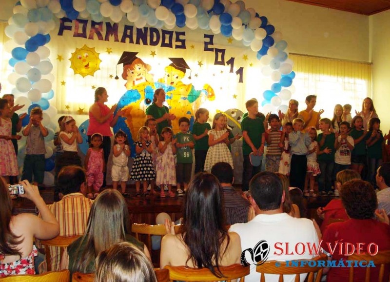 Alunos em apresentação especial.