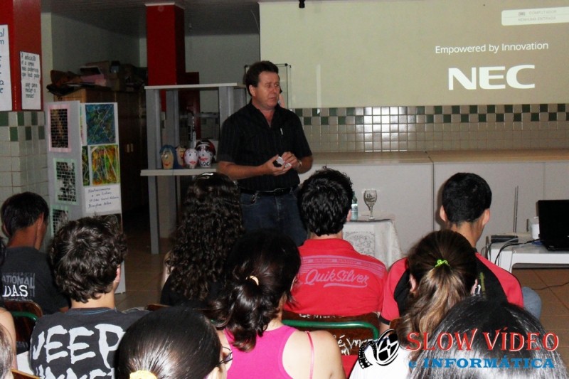 Reck iniciou o ciclo de palestras na escola