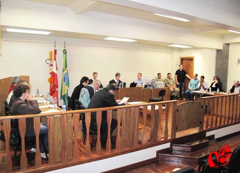 Tribunal do júri se reune pela 1ª vez em 2012 na Comarca de Campo Erê