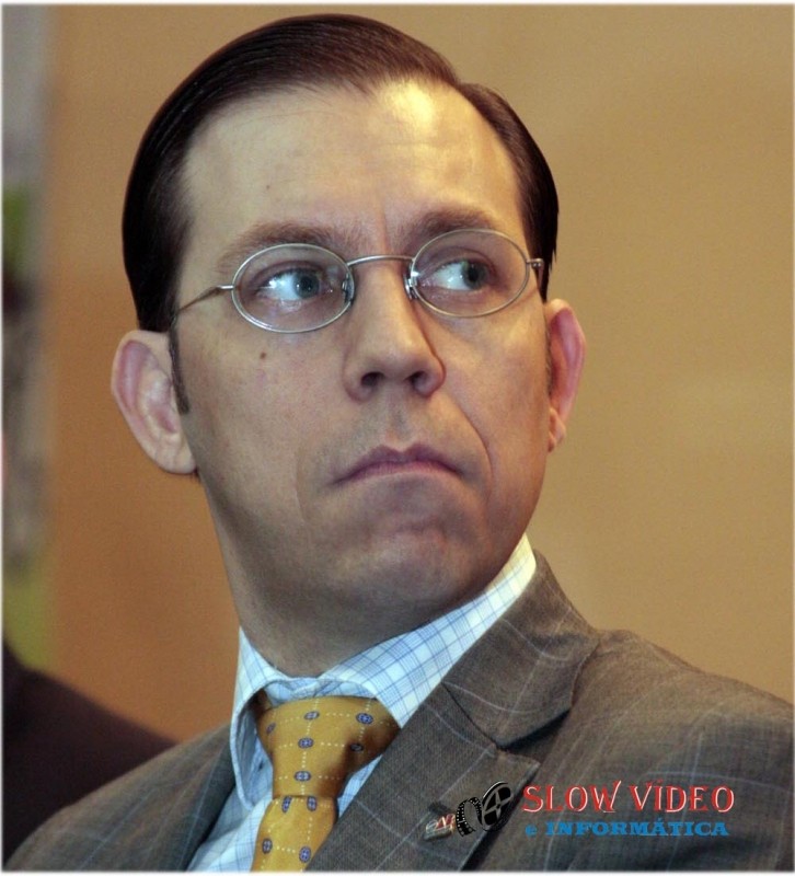 Marco Vicari - Insegurança juridica na Lei da Ficha Limpa. 