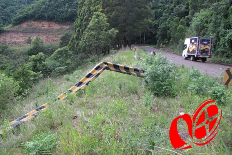 Curva a cada semana um acidente. Foto: www.campoere_1.com