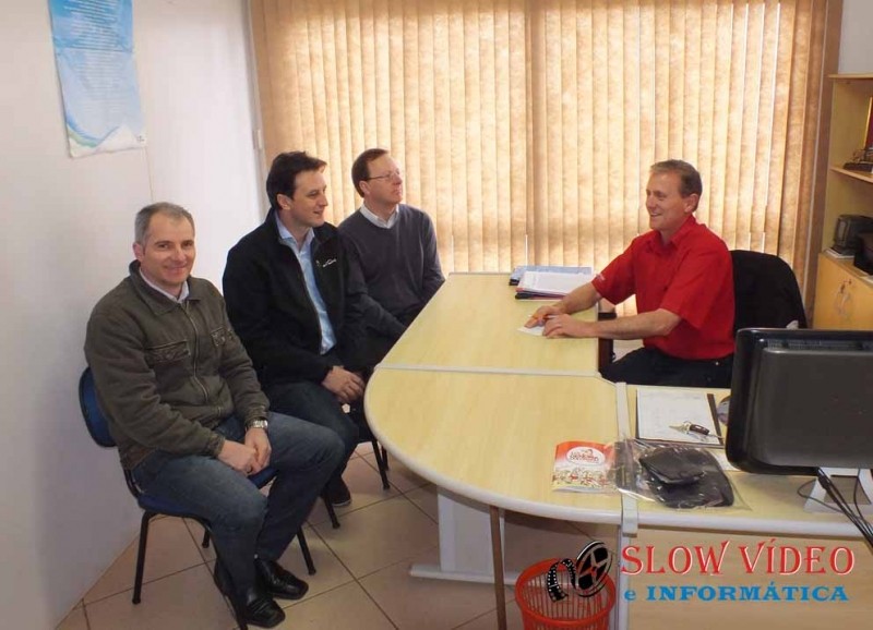Ex-deputado e candidato visitaram redação do site. Foto: www.campoere_1.com