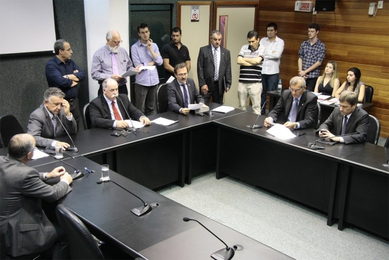 Reunião da Comissão de Constituição e Justiça - Foto: Carlos Kilian 