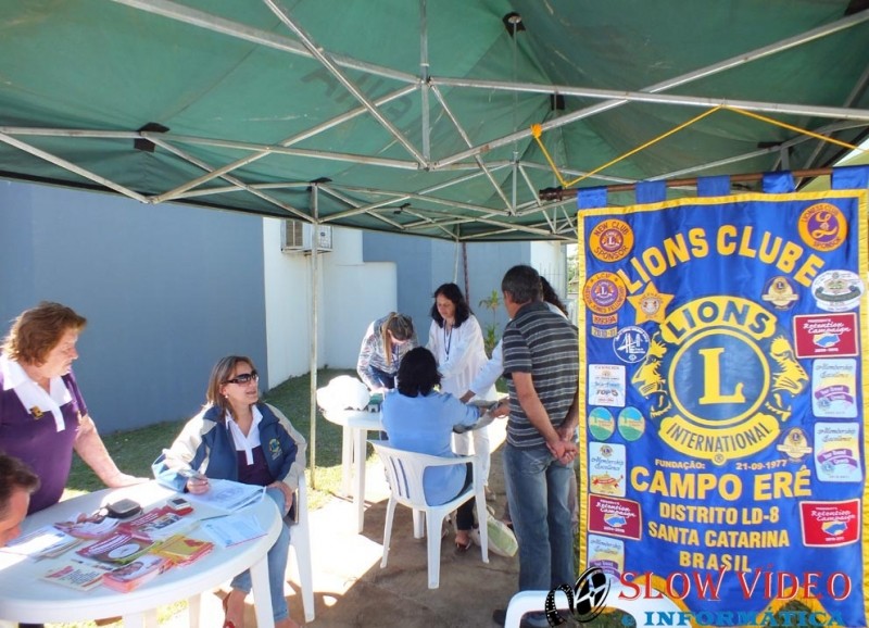 Equipe atende a todas as pessoas. Foto: www.campoere_1.com