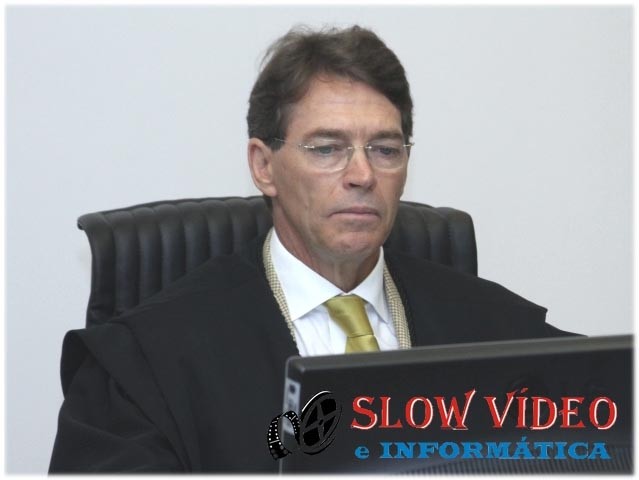 Desembargador Eládio Torret Rocha - Presidente em exercício do TRESC