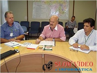 Presidente da Epagri leu a nota oficial do Governo. Foto divulgação