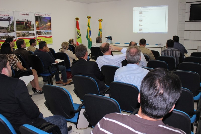 Lideranças - voltam a discutir a UPA Foto. Ass. SDR