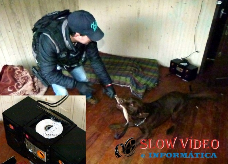 Apolo localizou droga no aparelho de som. Foto montagem www.campoere_1.com