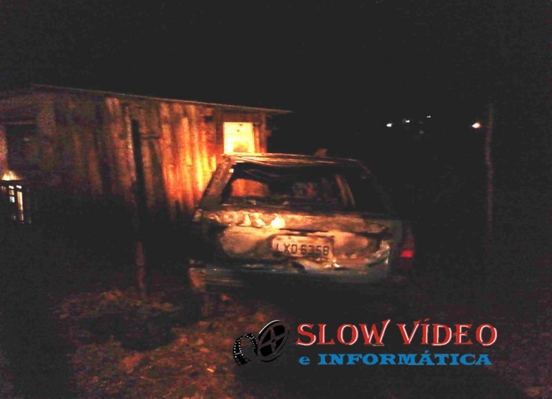 Incêndio pode ter sido criminoso. Foto: PM Campo Erê