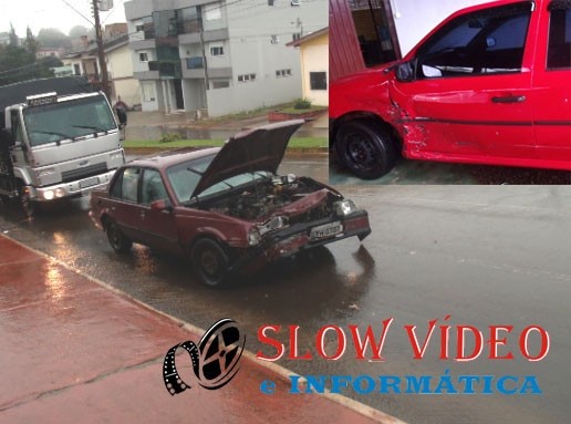Veículos colidem e um tem danos de média monta. Foto montagem www.campoere_1.com