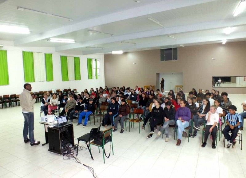 Foto: Escola Médici