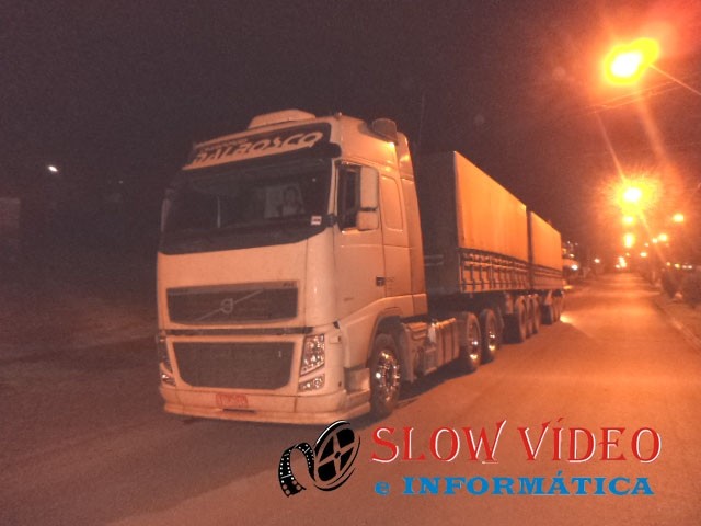 Caminhão com mais de 19 mil kgs de excesso. Foto: www.campoere_1.com