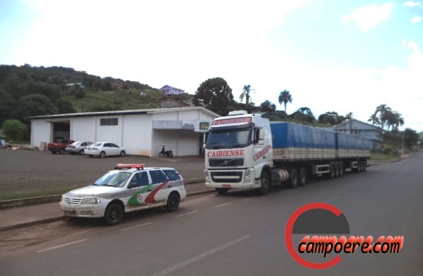 Veiculo com excesso foi notificado. Foto: www.campoere_1.com