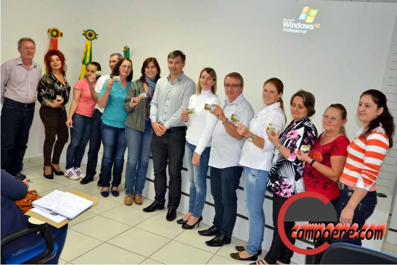 Diretores de escolas receberam o cartão. Foto: Ass SDR