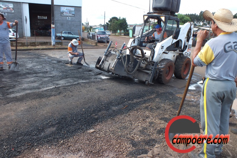Faixas elevadas ao inés de lombadas. Foto: www.campoere_1.com