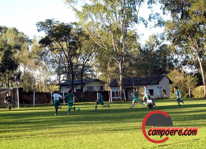 Jogo entre Veteranos de Barracão e Campo Erê. foto: www.campoere_1.com