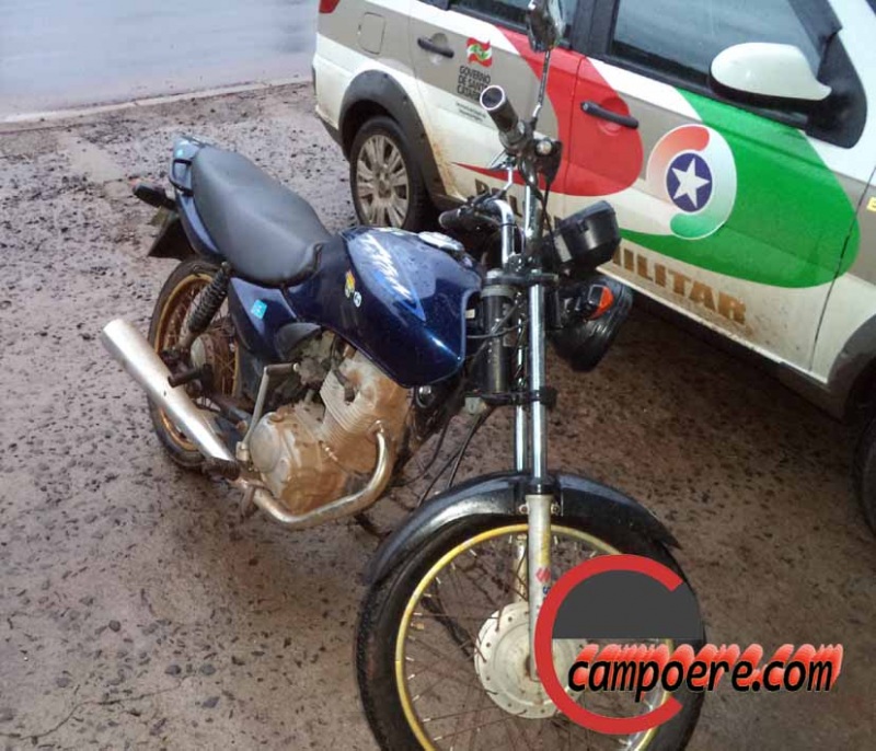 Moto apreendida. Foto: www.campoere_1.com