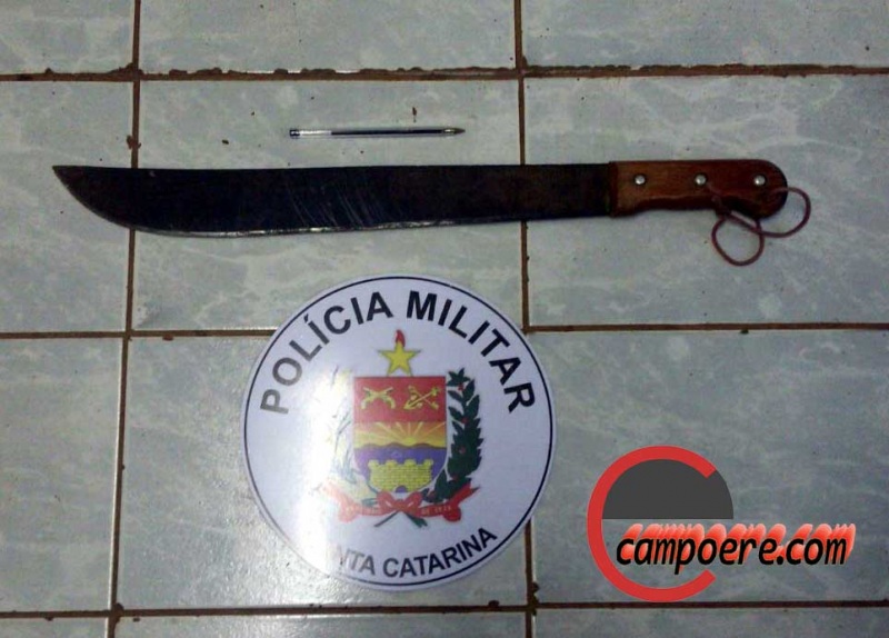 Facão apreendido em São Bernardino. Foto: www.campoere_1.com