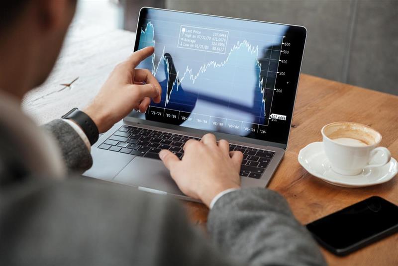 Tecnologias e Finanças Digitais, Inteligência Artificial e Prevenção a Fraudes e Golpes.