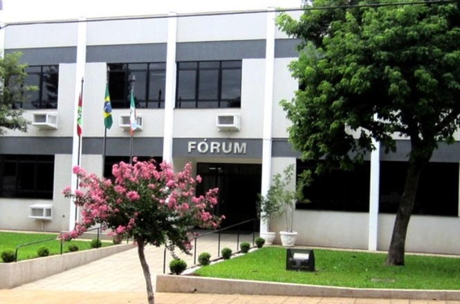 Homem que sequestrou, estrangulou e abandonou corpo é condenado a mais de 28 anos de prisão