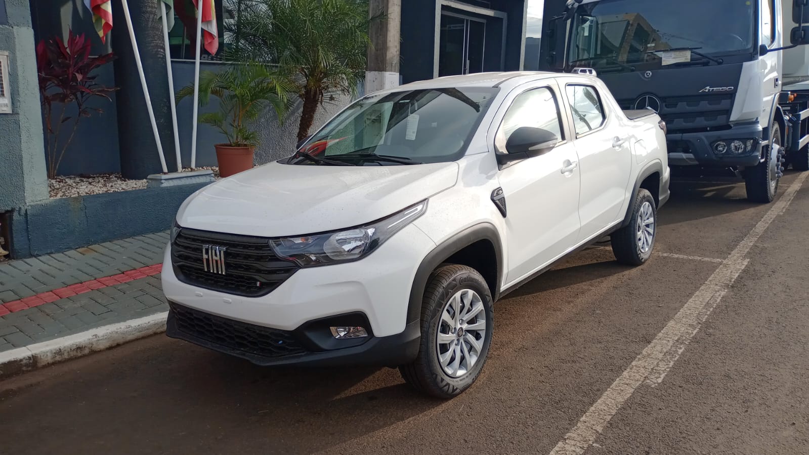 Agricultura de São Bernardino recebe mais um veículo