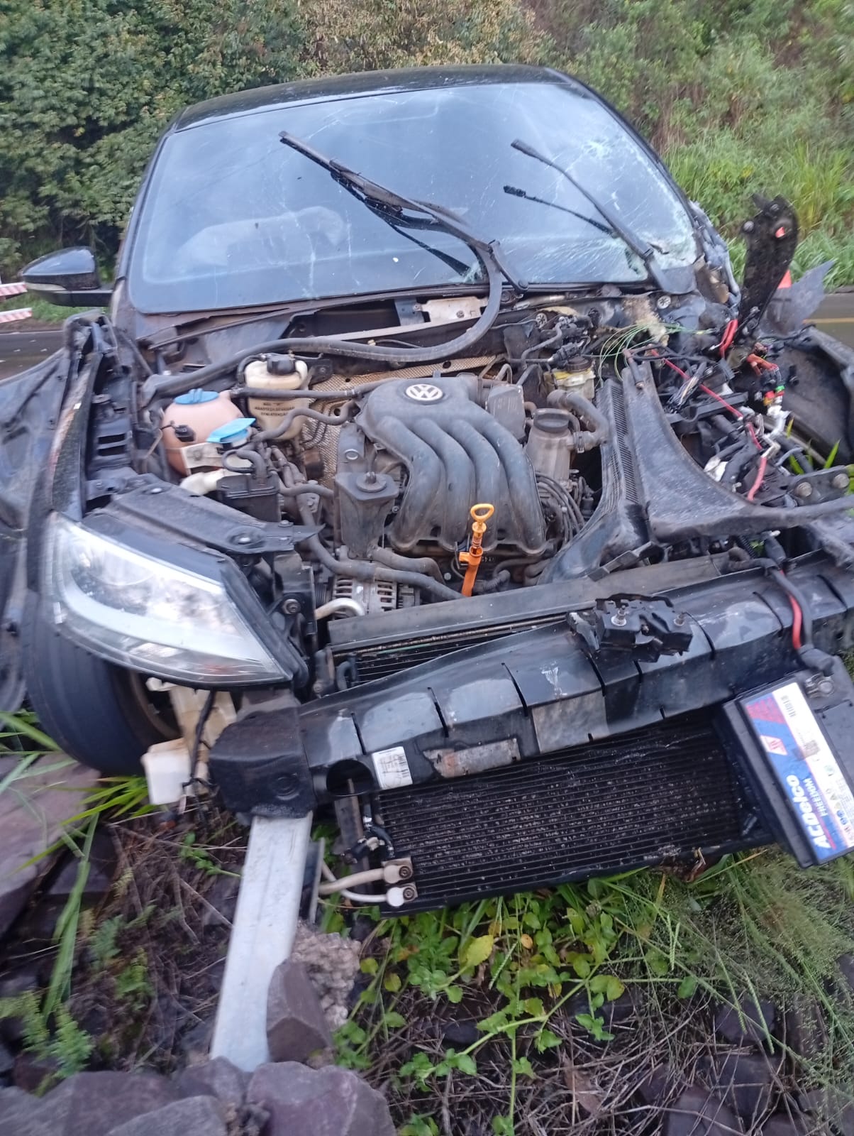 Possível aquaplanagem pode ter causado acidente na SC-160 em Campo Erê