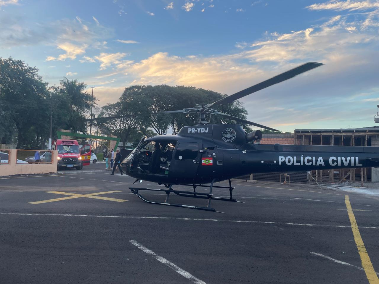 Acidente entre bicicleta e carro deixa menino de 10 anos gravemente ferido em Nova Erechim