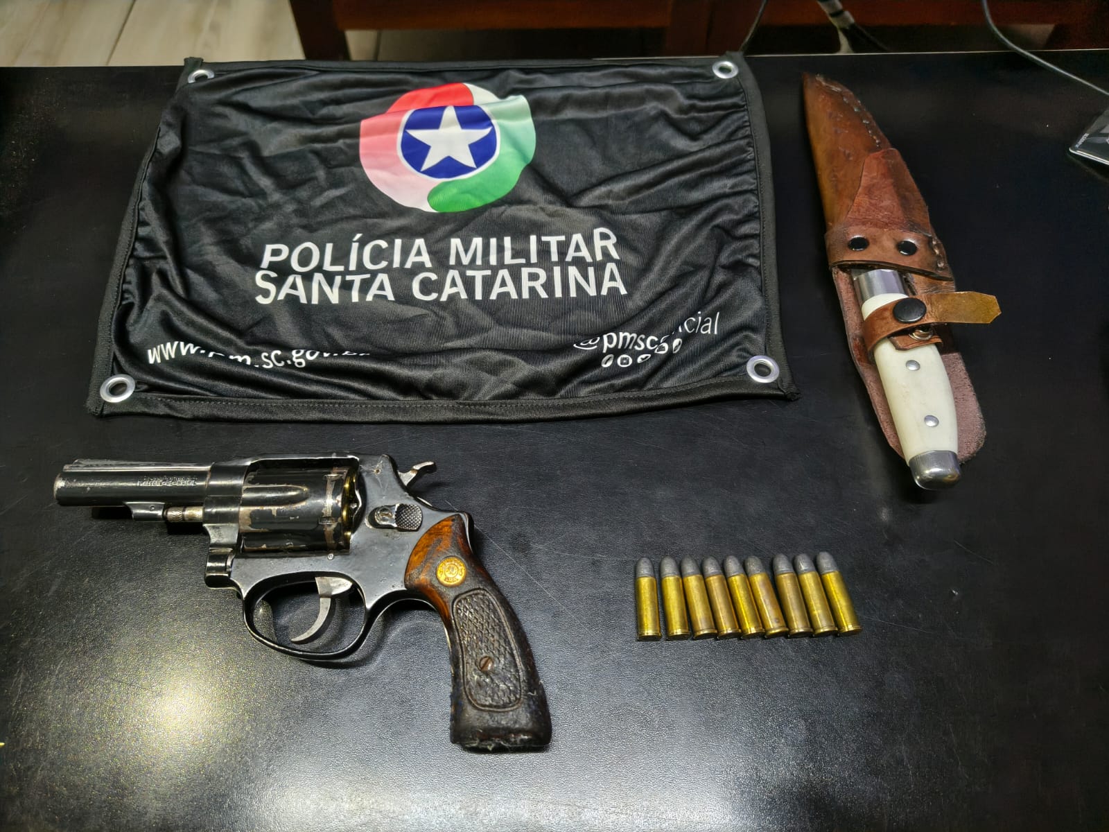 Em Dionisio Cerqueira homem mantém invade residência agride faz ameaças e é preso em Campo Erê