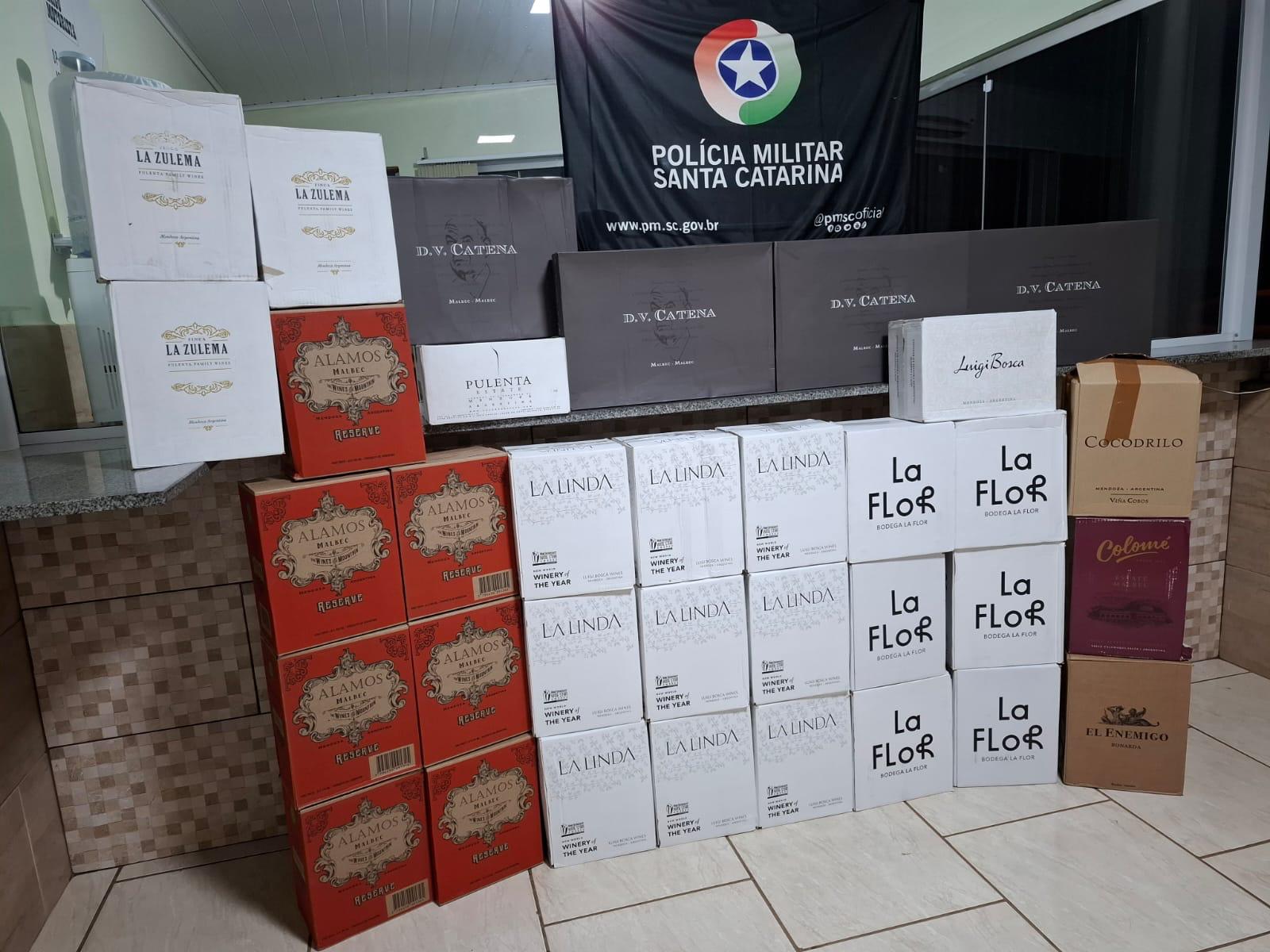 Vinhos camuflados em caixas de ovos são apreendidos pela PMRv em Bom Jesus