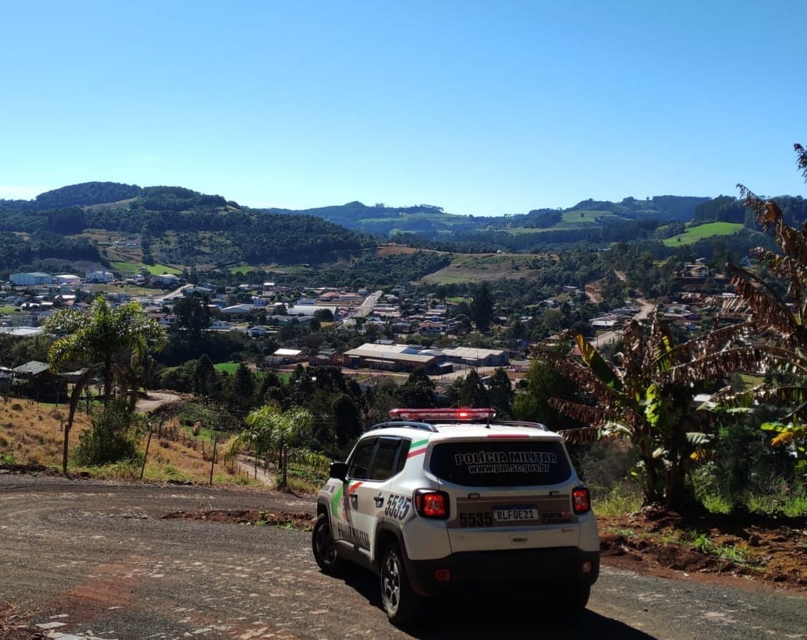 Vizinhos não se entendem e, após intervenção policial, caso será levado ao Fórum