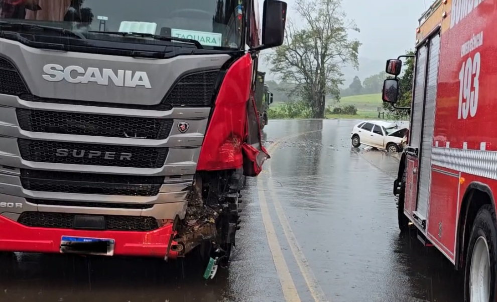 Grave acidente na Serra de Saltinho deixa motorista gravemente ferido