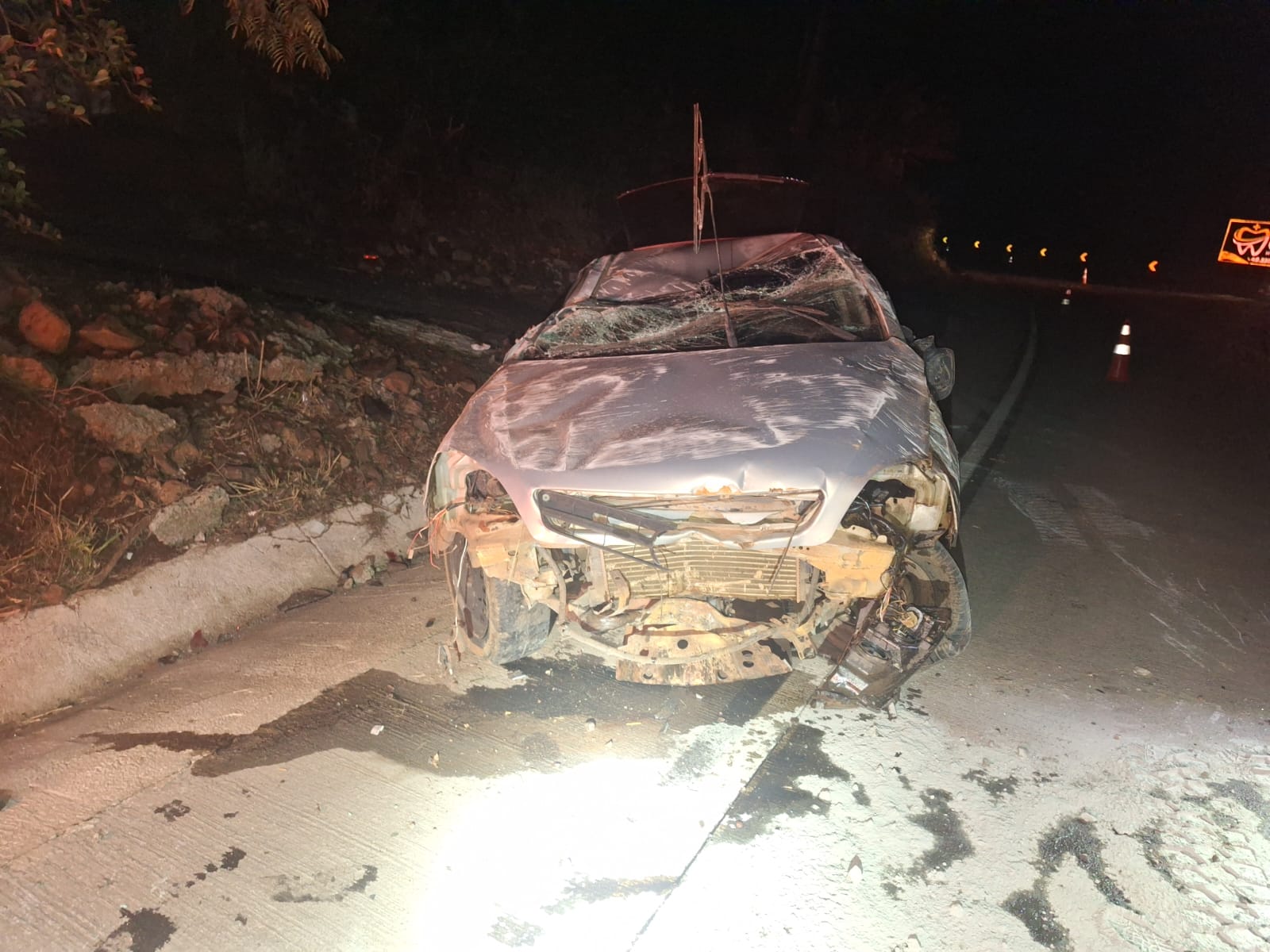PMRv atende dois acidentes no mesmo quilômetro da SC-160 em Pinhalzinho