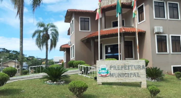 Irregularidades em licitações no município de Irati são alvo de operação da Polícia Civil