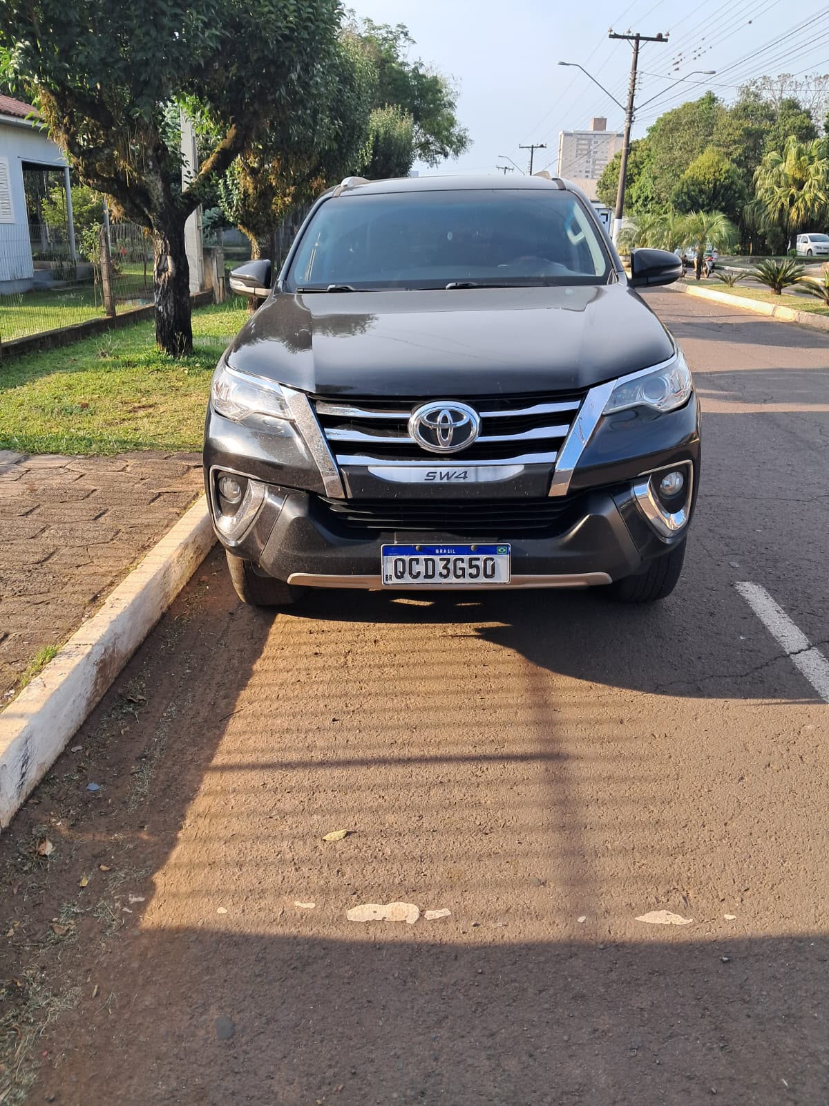 Hilux SW4 furtada no RS é interceptada na BR-282 e dois são presos